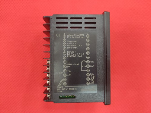 Bộ điều khiển nhiệt độ Hanyoung AX3-4A