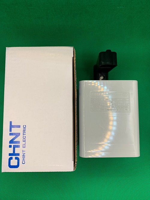 Công tắc đảo chiều 3 pha CHINT HY2-8