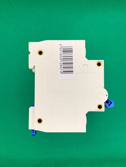 Áp tô mát Chint NXB-125 4P C125