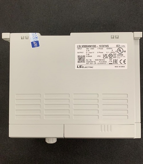 Biến tần LS LSLV0004M100-1EOFNS