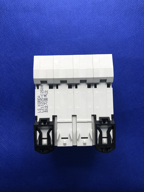 CB tép (MCB) LS BKJ63N 4P 25A, 6KA