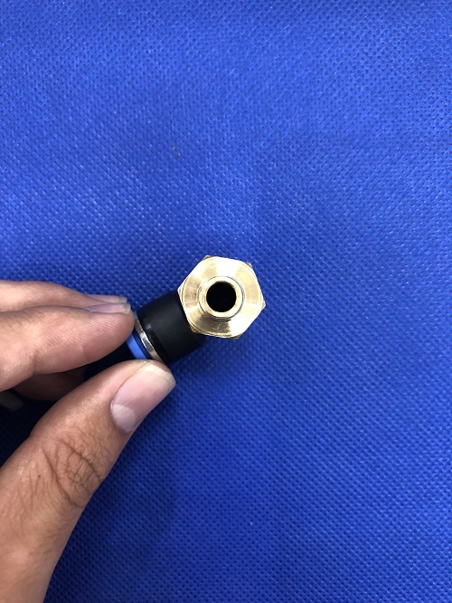 Nối ống L phi 10 ren 9.6 GPL1001