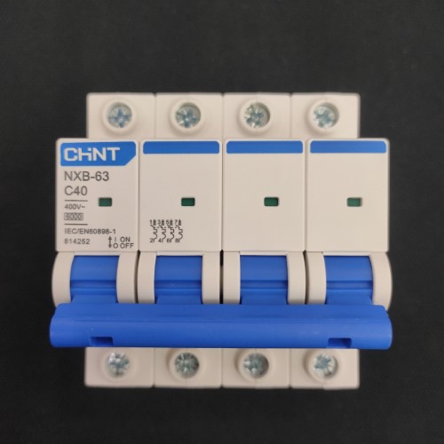 Áp tô mát Chint NXB-63 4P C40 6kA