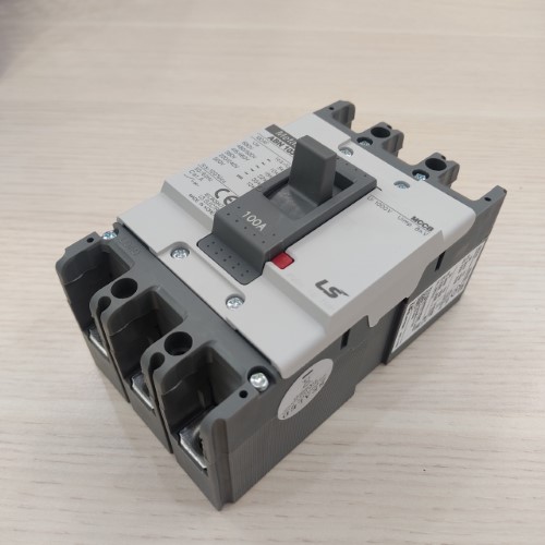 Cầu dao điện MCCB 3 pha LS ABN103C-40A