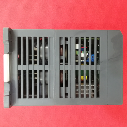 Biến tần LS LSLV0004G100-4EONN