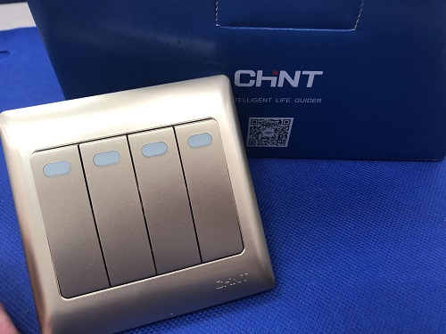 Bộ công tắc bốn 1 chiều 10AX, 250V màu vàng