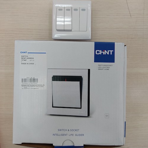 Bộ công tắc bốn 2 chiều 10AX, 250V màu trắng