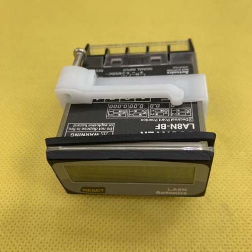 Bộ đếm LCD nhỏ gọn Autonics LA8N-BF