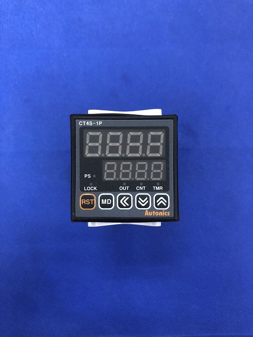Bộ đếm bộ định thời loại hiển thị số có thể lập trình Autonics CT4S-1P4T