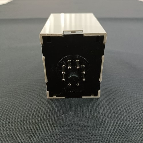 Bộ điều khiển cảm biến phích cắm 8 chân Autonics PA-12