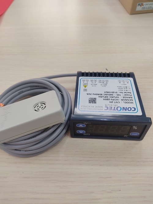 Bộ điều khiển độ ẩm Conotec CNT-2H dải đo 10~95% RH