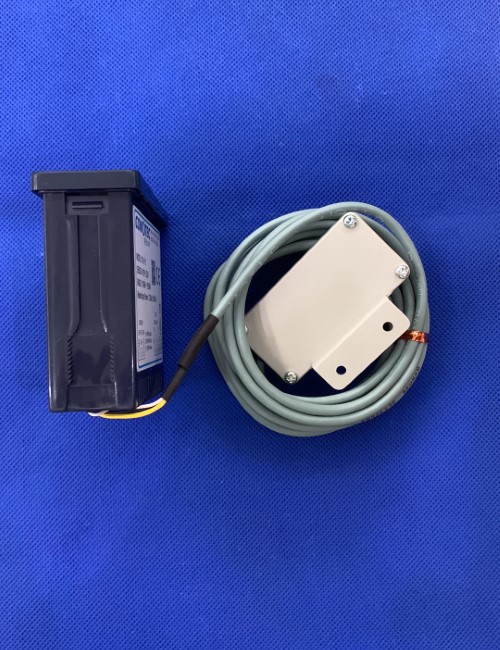 Bộ điều khiển độ ẩm FOX-1H Conotec dải đo 10~90% RH