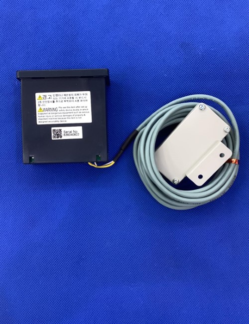 Bộ điều khiển độ ẩm FOX-1H Conotec dải đo 10~90% RH