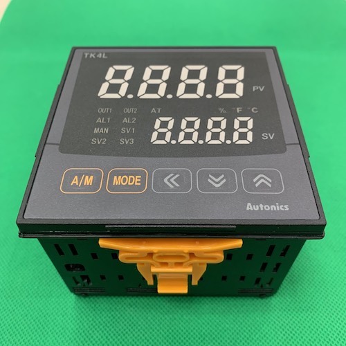 Bộ điều khiển nhiệt độ PID Autonics TK4L-14CN