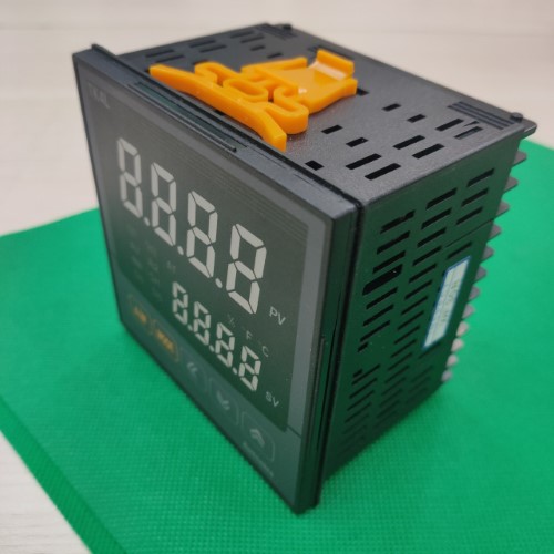 Bộ điều khiển nhiệt độ PID Autonics TK4L-24RN