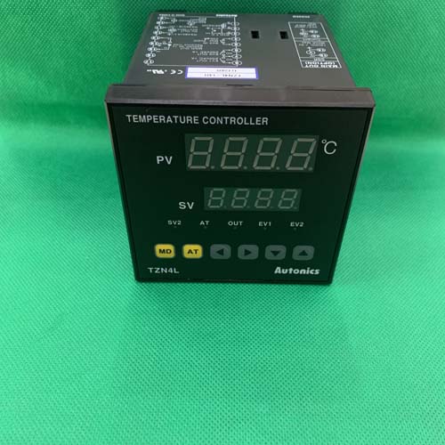 Bộ điều khiển nhiệt độ Autonics TZN4L-T4C