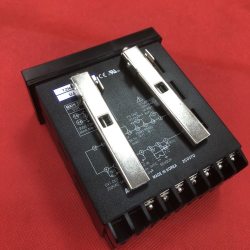 Bộ điều khiển nhiệt độ Autonics TZN4W-24S