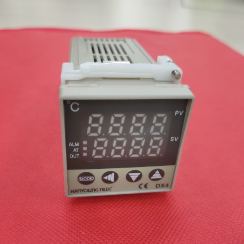 Bộ điều khiển nhiệt độ DX4-KMWNRA Hanyoung