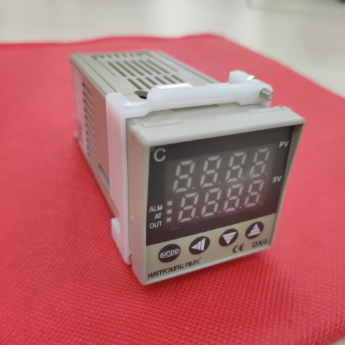 Bộ điều khiển nhiệt độ DX4-KMWNRA Hanyoung