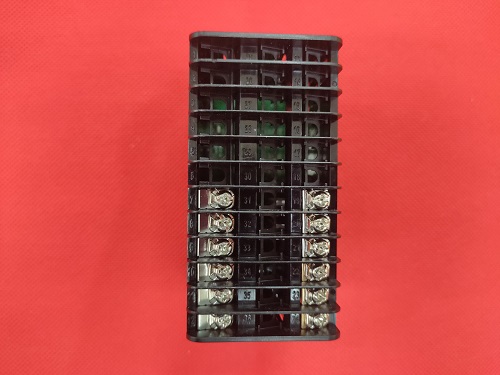 Bộ điều khiển nhiệt độ Hanyoung AX3-4A