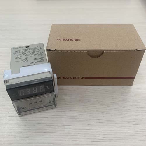 Bộ điều khiển nhiệt độ Hanyoung DF4-PKMNR-07