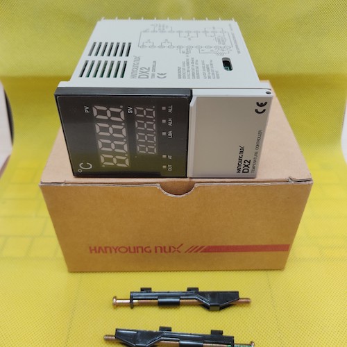 Bộ điều khiển nhiệt độ Hanyoung DX2-CCWNR