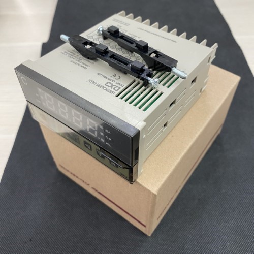 Bộ điều khiển nhiệt độ Hanyoung DX3-KCWNR