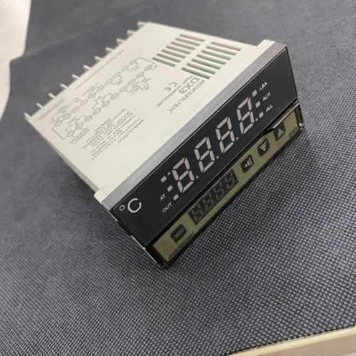 Bộ điều khiển nhiệt độ Hanyoung DX3-KCWNR