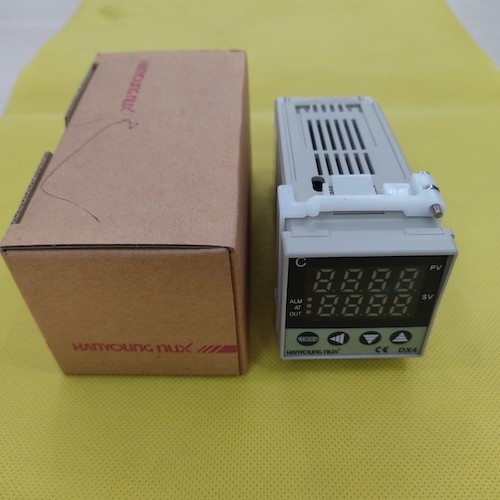 Bộ điều khiển nhiệt độ Hanyoung DX4-KSWNR
