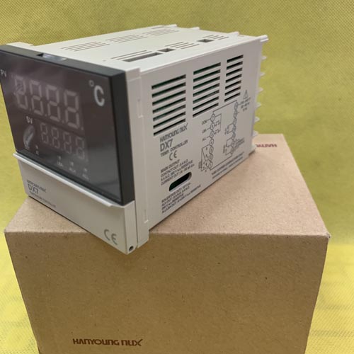 Bộ  điều khiển nhiệt độ Hanyoung DX7-KSWNRA