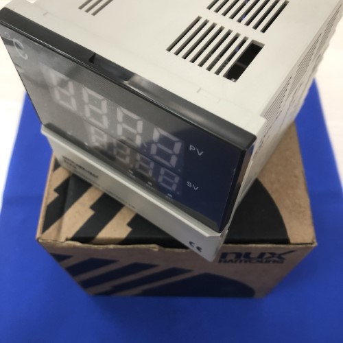 Bộ điều khiển nhiệt độ Hanyoung DX9-JCWAR