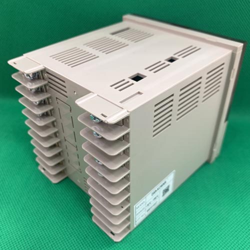 Bộ điều khiển nhiệt độ Hanyoung DX9-KCWNR