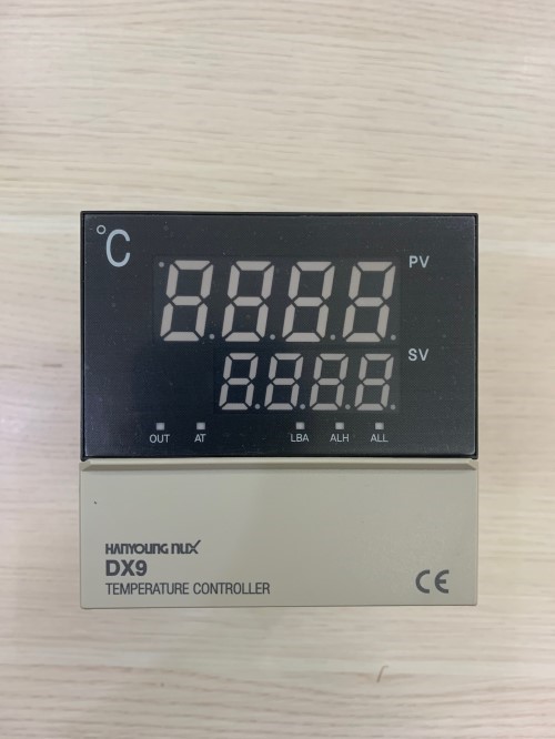 Bộ  điều khiển nhiệt độ Hanyoung DX9-KMWNRA