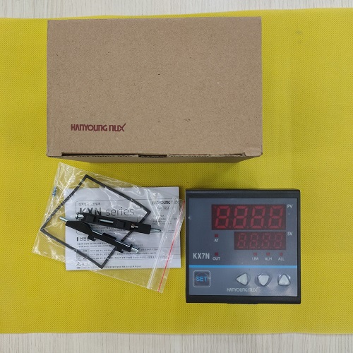 Bộ điều khiển nhiệt độ Hanyoung KX7N-CENA