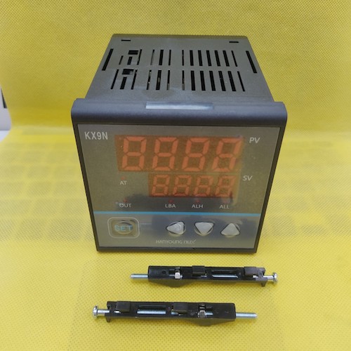 Bộ điều khiển nhiệt độ Hanyoung KX9N-CKAA