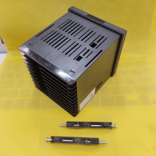 Bộ điều khiển nhiệt độ Hanyoung KX9N-MEND