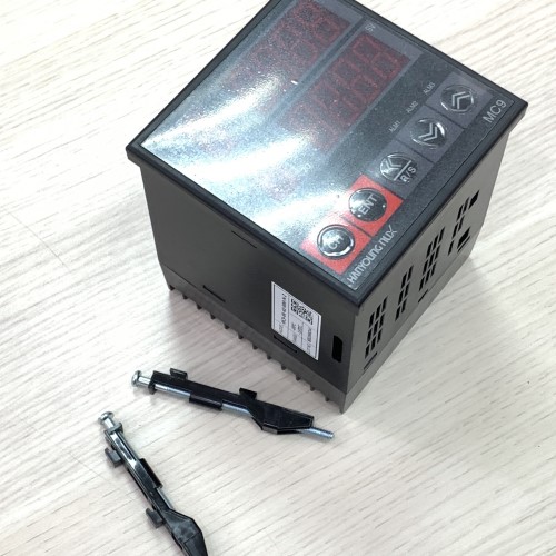 Bộ điều khiển nhiệt độ Hanyoung MC9-4D-D0-MN-1-2