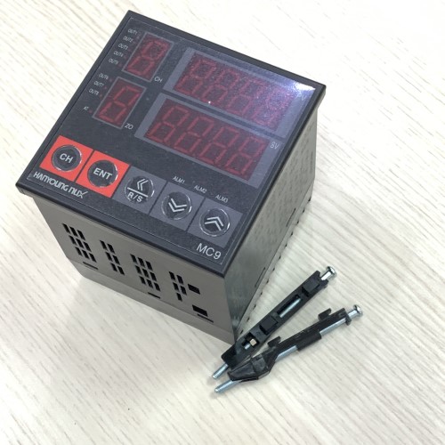 Bộ điều khiển nhiệt độ Hanyoung MC9-4D-D0-MN-1-2