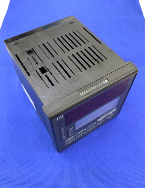 Bộ điều khiển nhiệt độ Hanyoung NP200-00