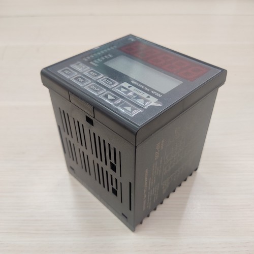 Bộ điều khiển nhiệt độ Hanyoung NP200-13