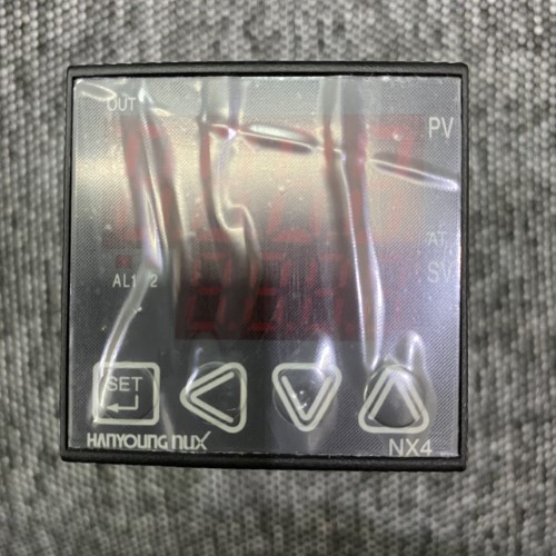 Bộ  điều khiển nhiệt độ Hanyoung NX4-02