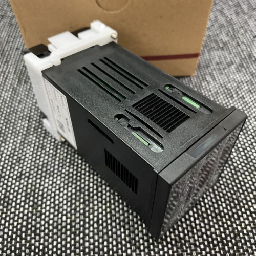 Bộ điều khiển nhiệt độ Hanyoung NX4-05