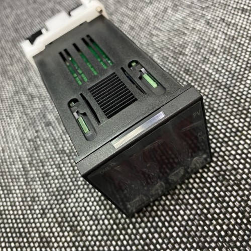 Bộ điều khiển nhiệt độ Hanyoung NX4-23