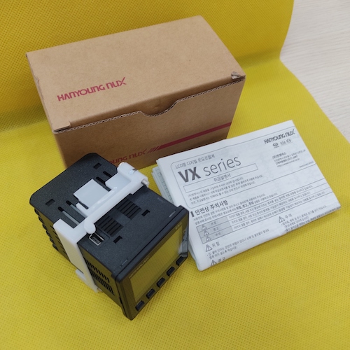 Bộ  điều khiển nhiệt độ Hanyoung VX4-UCMA-A2CTD2