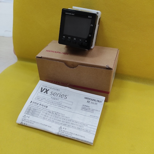 Bộ  điều khiển nhiệt độ Hanyoung VX4-UCNA-A2T