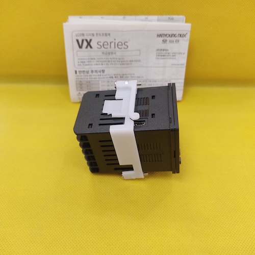 Bộ  điều khiển nhiệt độ Hanyoung VX4-UMMA-A2CTH1