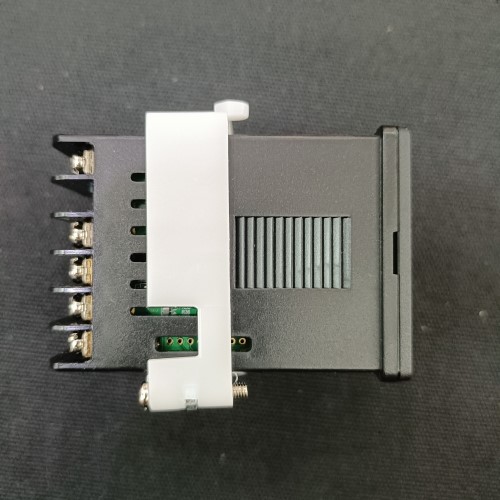 Bộ điều khiển nhiệt độ Hanyoung VX4-UMNA-A1