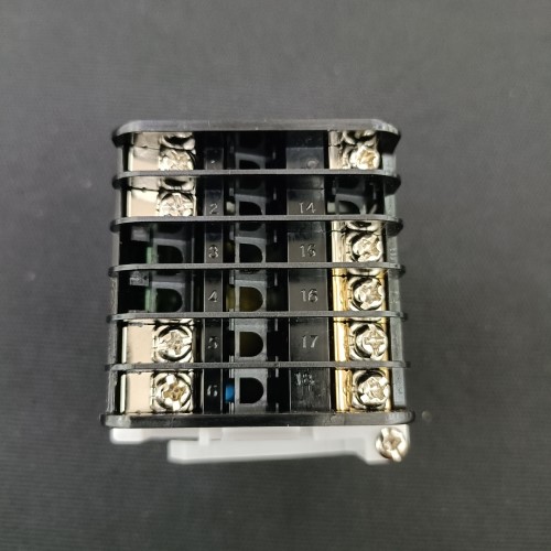 Bộ điều khiển nhiệt độ Hanyoung VX4-UMNA-A1