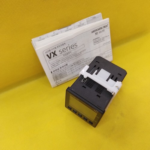 Bộ điều khiển nhiệt độ Hanyoung VX4-UMNA-A1C