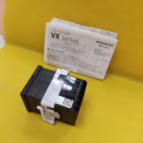 Bộ  điều khiển nhiệt độ Hanyoung VX4-UMNA-A2CTH1